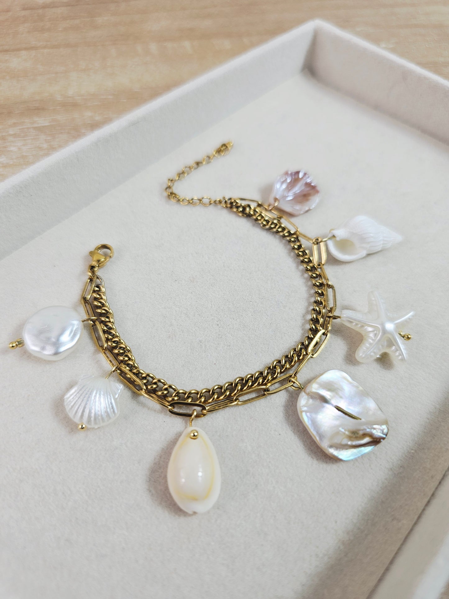 BRACELET | On the beach