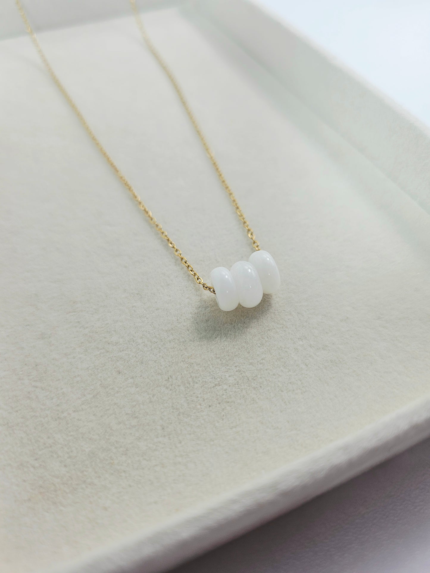 COLLIER | jade blanche